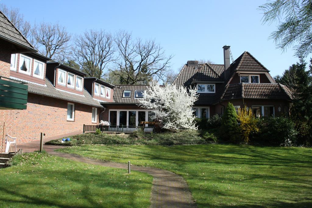 Hotel Haus Hubertus Schneverdingen Zimmer foto